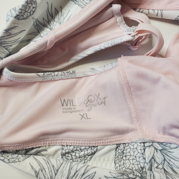 Wildfox Sweat XL Sketchy Pineapple Top Athletic Racerback - Picture 5 of 7